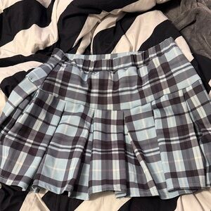 Plaid Pleated Mini Skirt in Light Blue and Black